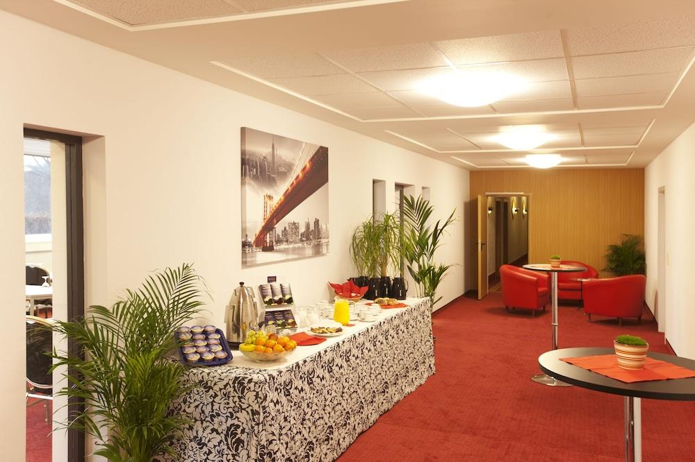 Arthotel Ambassador Wiesbaden - Free Parking Dış mekan fotoğraf